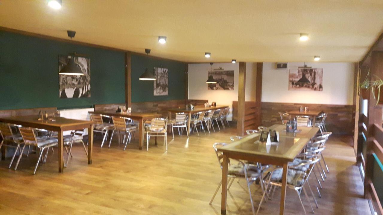 Victoria - Penzion&Restaurant Zvolen Exterior foto